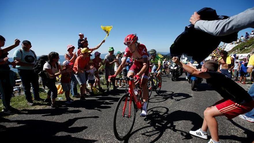 Zakarin gana la etapa y Froome amplía su ventaja