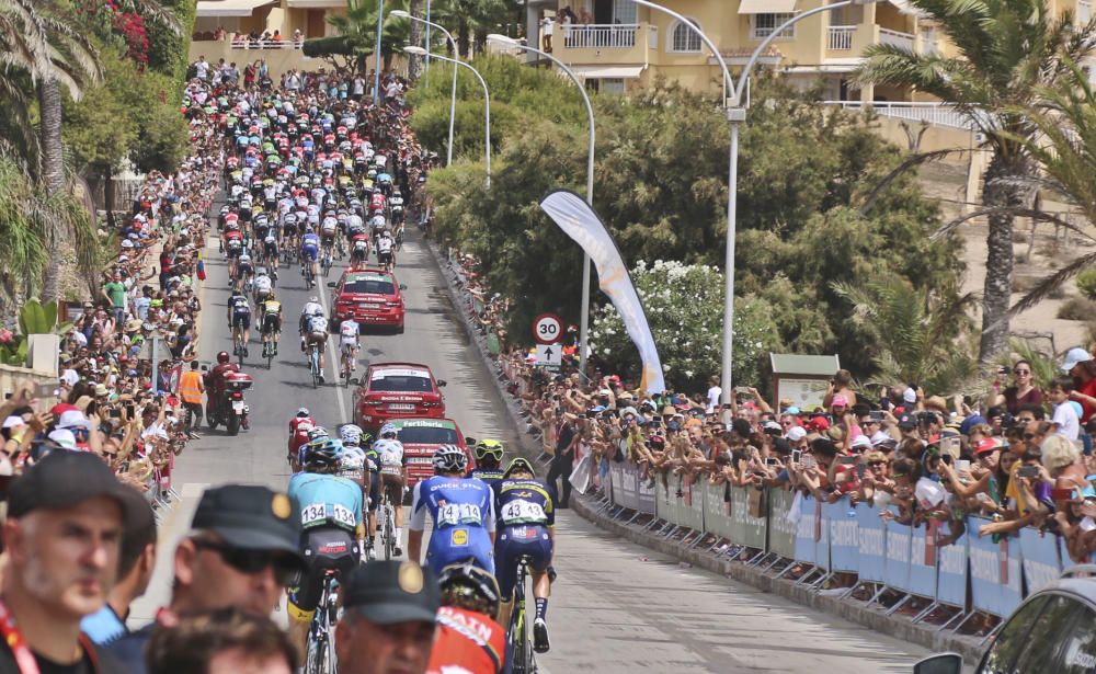 Pasión por La Vuelta en la costa alicantina