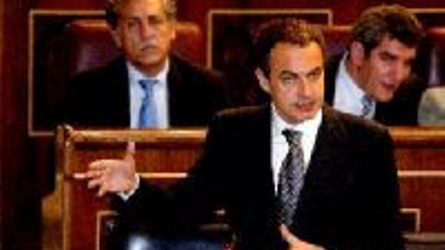 Zapatero insiste en pedir &quot;grandes empresas energéticas españolas&quot;