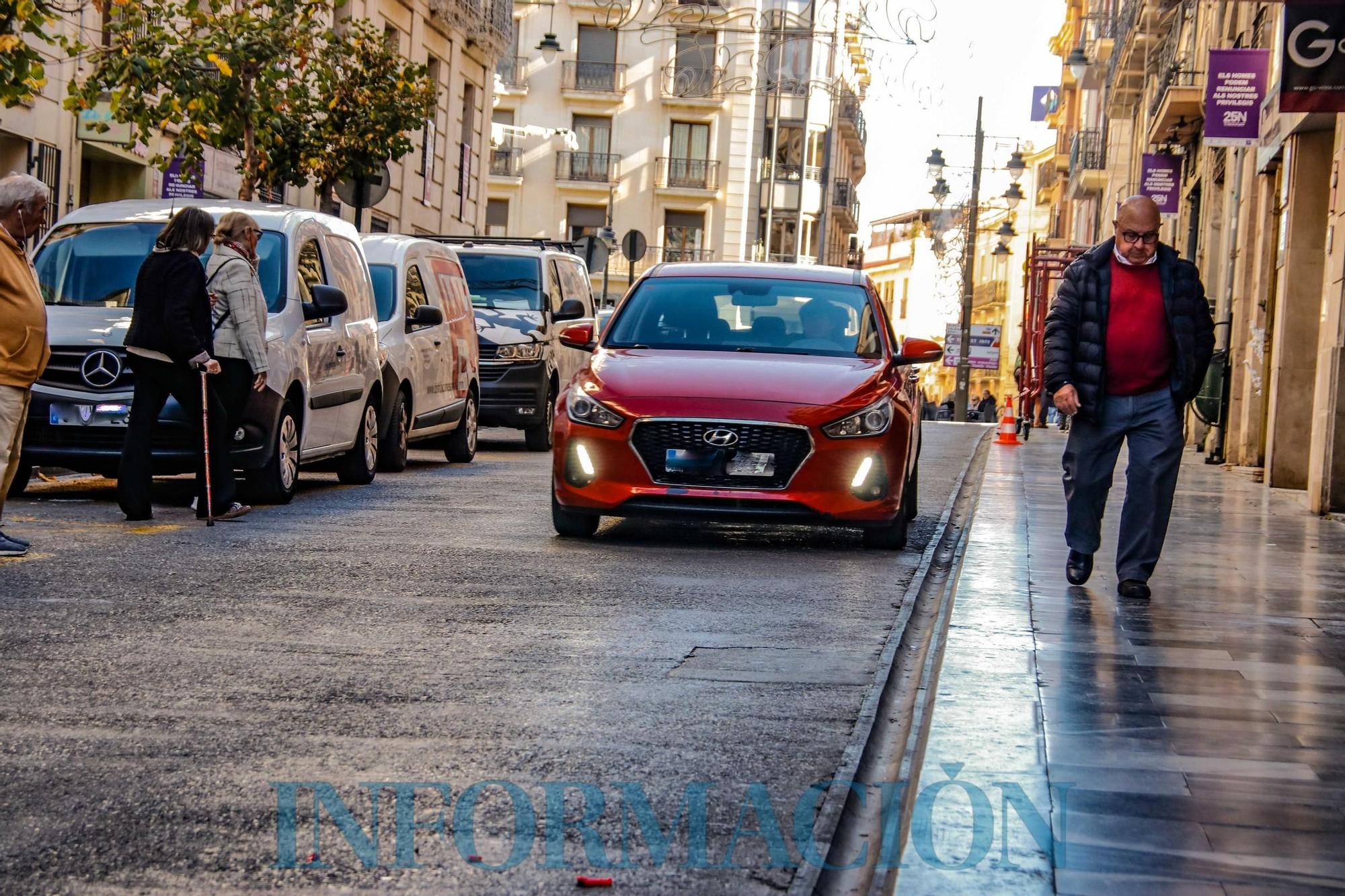 La anulación de la peatonalización por el TSJCV devuelve el tráfico a calles como Sant Llorenç en Alcoy