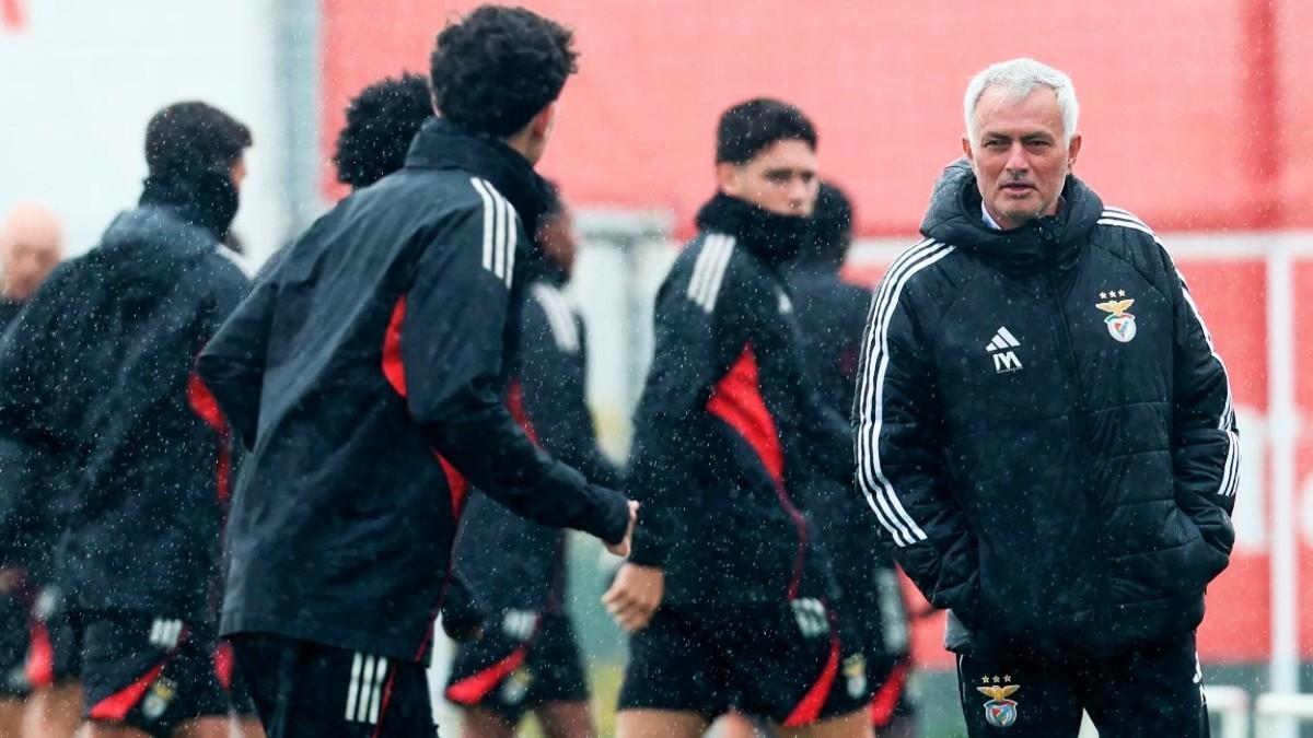 Mourinho: "Quiero mucho al Madrid y a Álvaro"