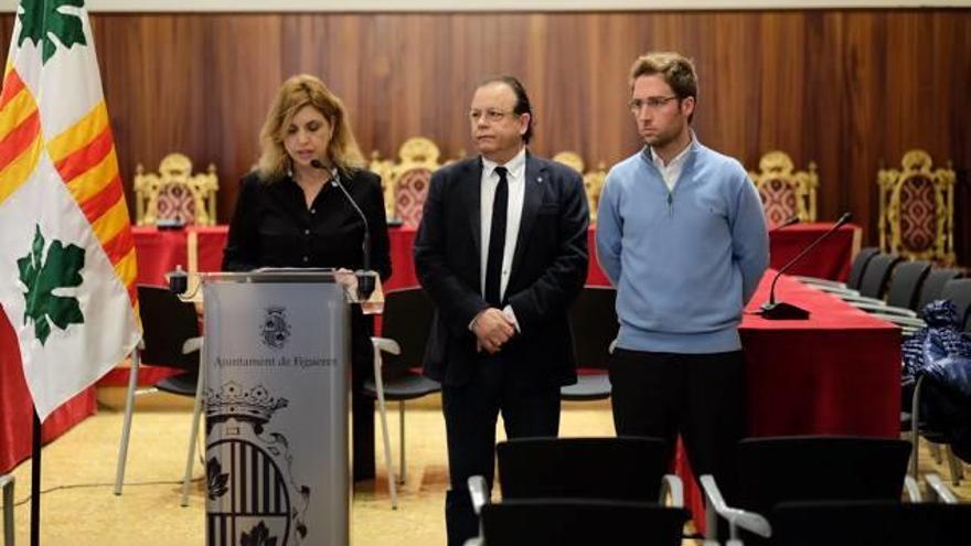Marta Felip, Joaquim Felip i Jordi Masquef, en l&#039;anunci de l&#039;expulsió del PSC del govern ara fa un any.
