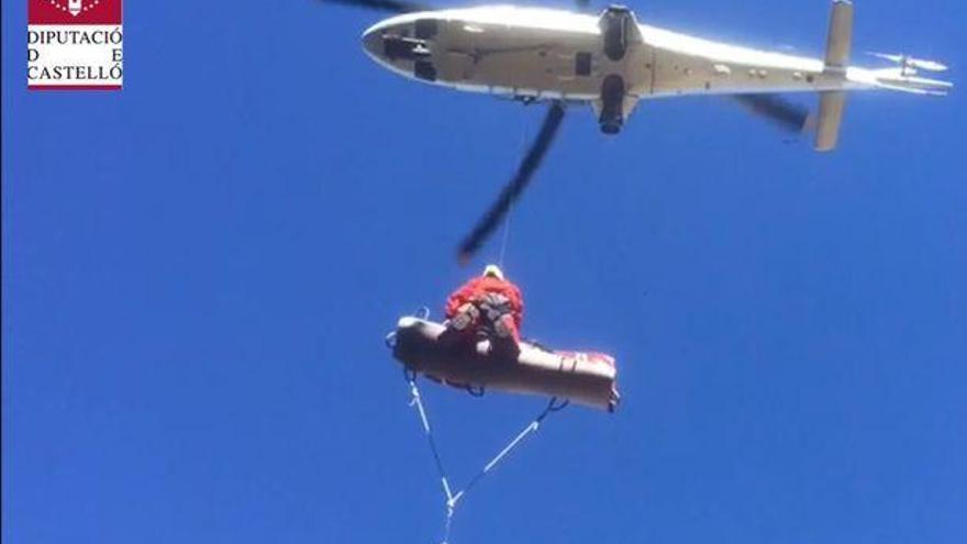 Rescatado tras fracturarse la pierna en un barranco de Canet lo Roig