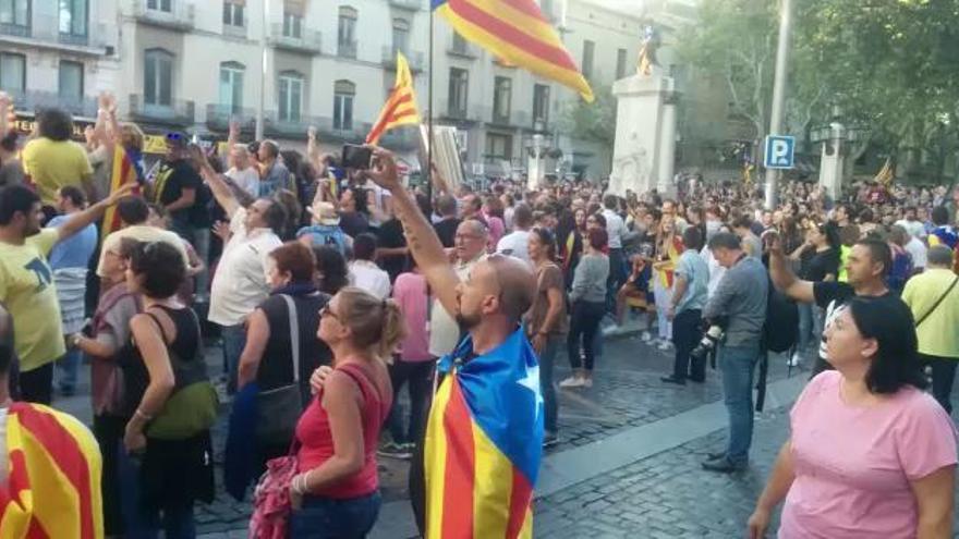 Tractorada a la Rambla de Figueres