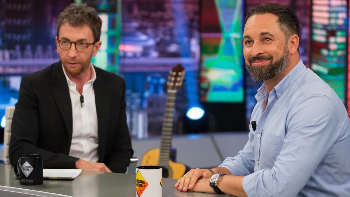 Pablo Motos y Santiago Abascal en ’El hormiguero’.