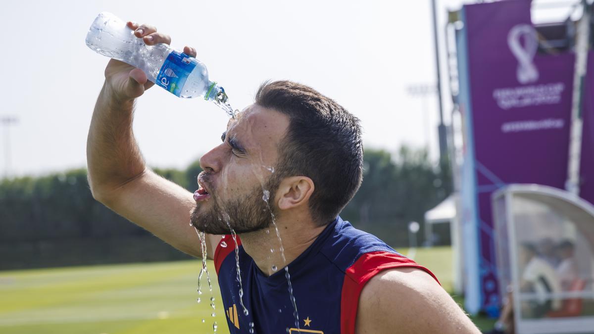 Eric Garcia, durante el entrenamiento en la Universidad de Qatar