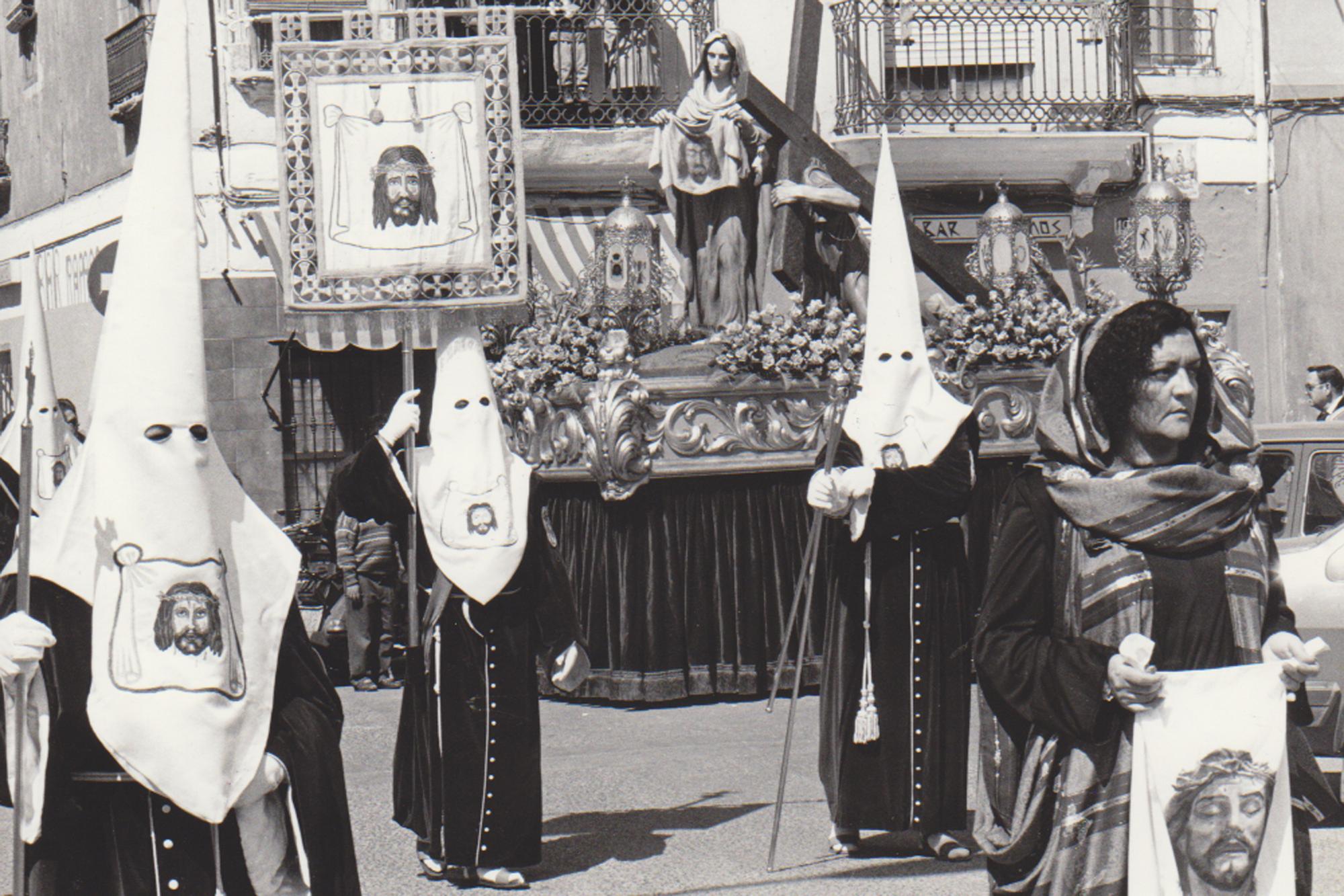 Remember: La Semana Santa Marinera en los años 90