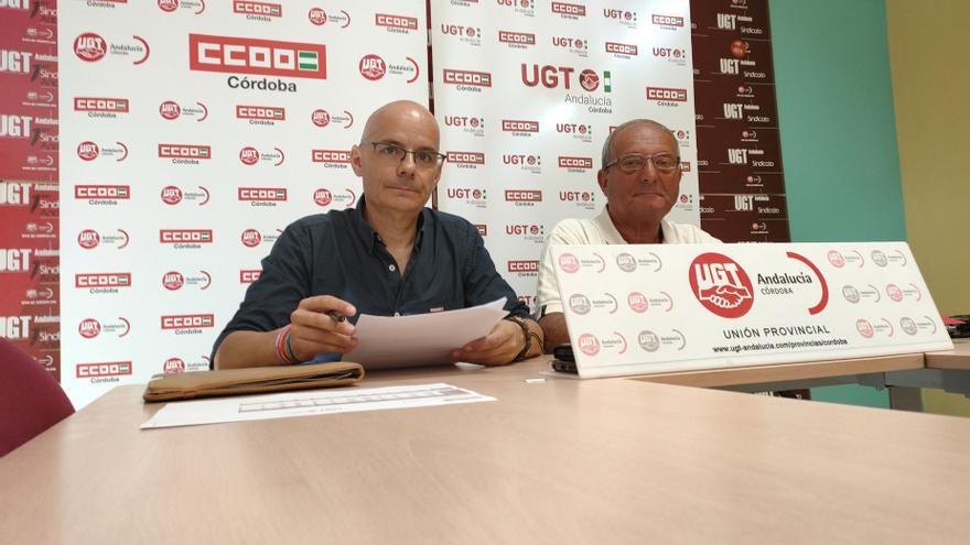 Los responsables de Salud Laboral de CCOO y UGT de Córdoba, Aurelio Martín y Jaime Sarmiento, en rueda de prensa.