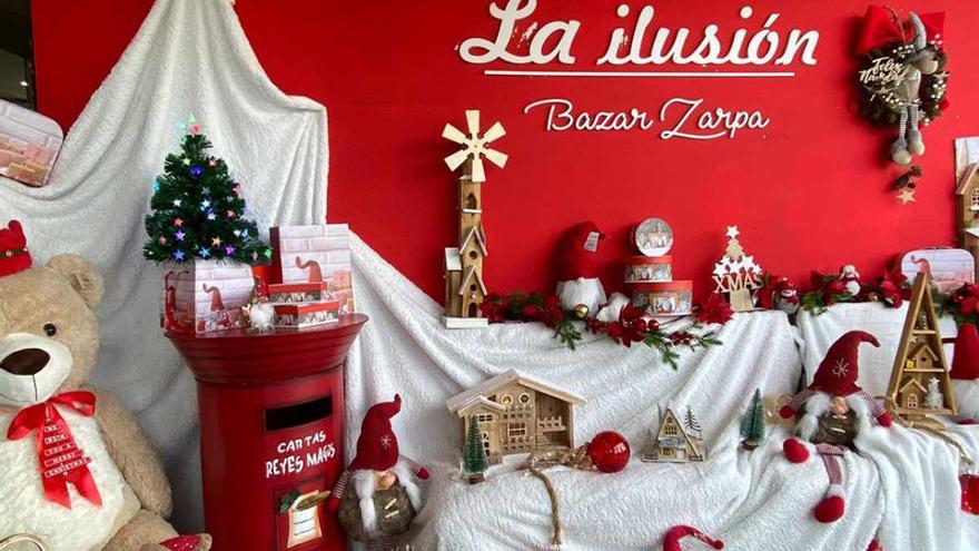 Más de 60 comercios de Santa Cruz participan en la Ruta de Escaparates de Navidad