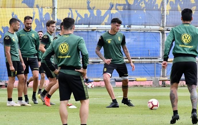 10/05/2019 HORNILLO. TELDE.  Entrenamiento UD Las Palmas. Fotógrafa: YAIZA SOCORRO.  | 10/05/2019 | Fotógrafo: Yaiza Socorro