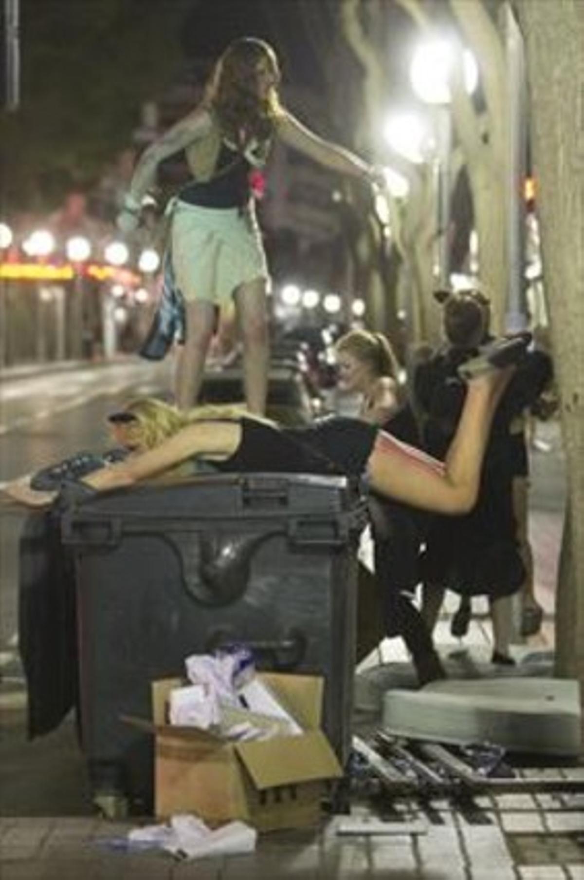 Incivisme 8Joves participants al Saloufest, el 2013.