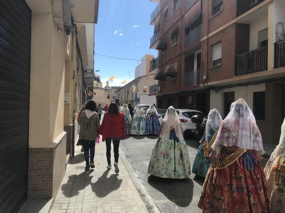 Pasacalles de la falla Mendizábal previo a la misa de Sant Josep en la Ermita de Sant Roc en Burjassot