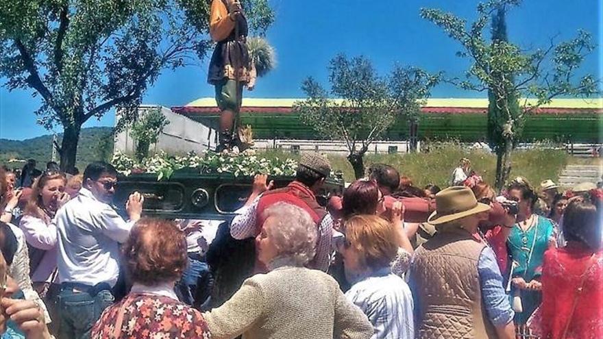 La procesión de San Isidro Labrador pone fin a cinco intensos días de fiestas