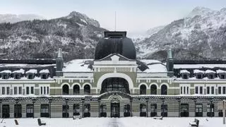 Canfranc Estación, a Royal Hideaway Hotel, reconocido como mejor hotel de lujo de montaña del mundo y mejor hotel de esquí de lujo del sur de Europa