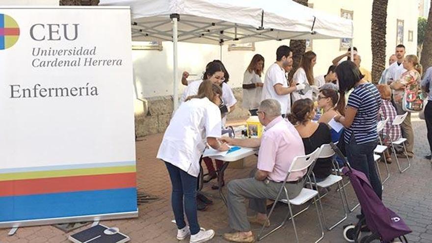 La Escuela de Salud CEU impartirá talleres gratuitos en los colegios de Almoradí