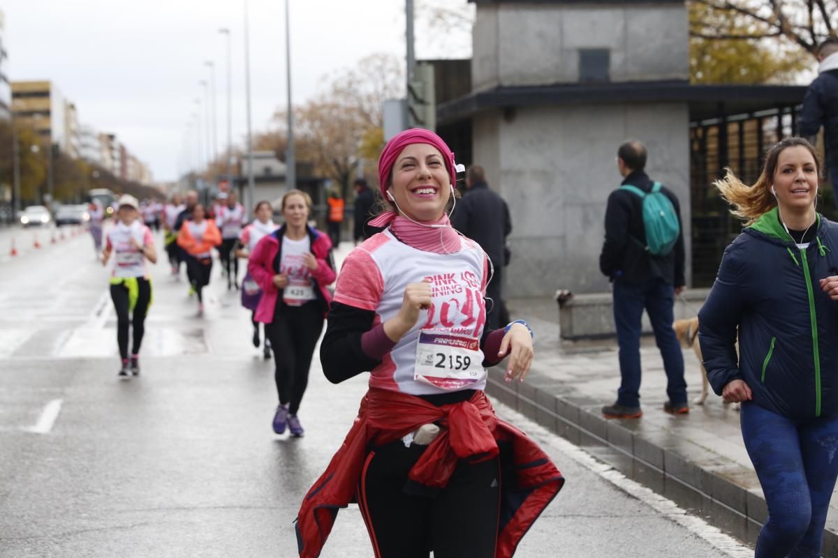 La lluvia no desluce la Pink Running