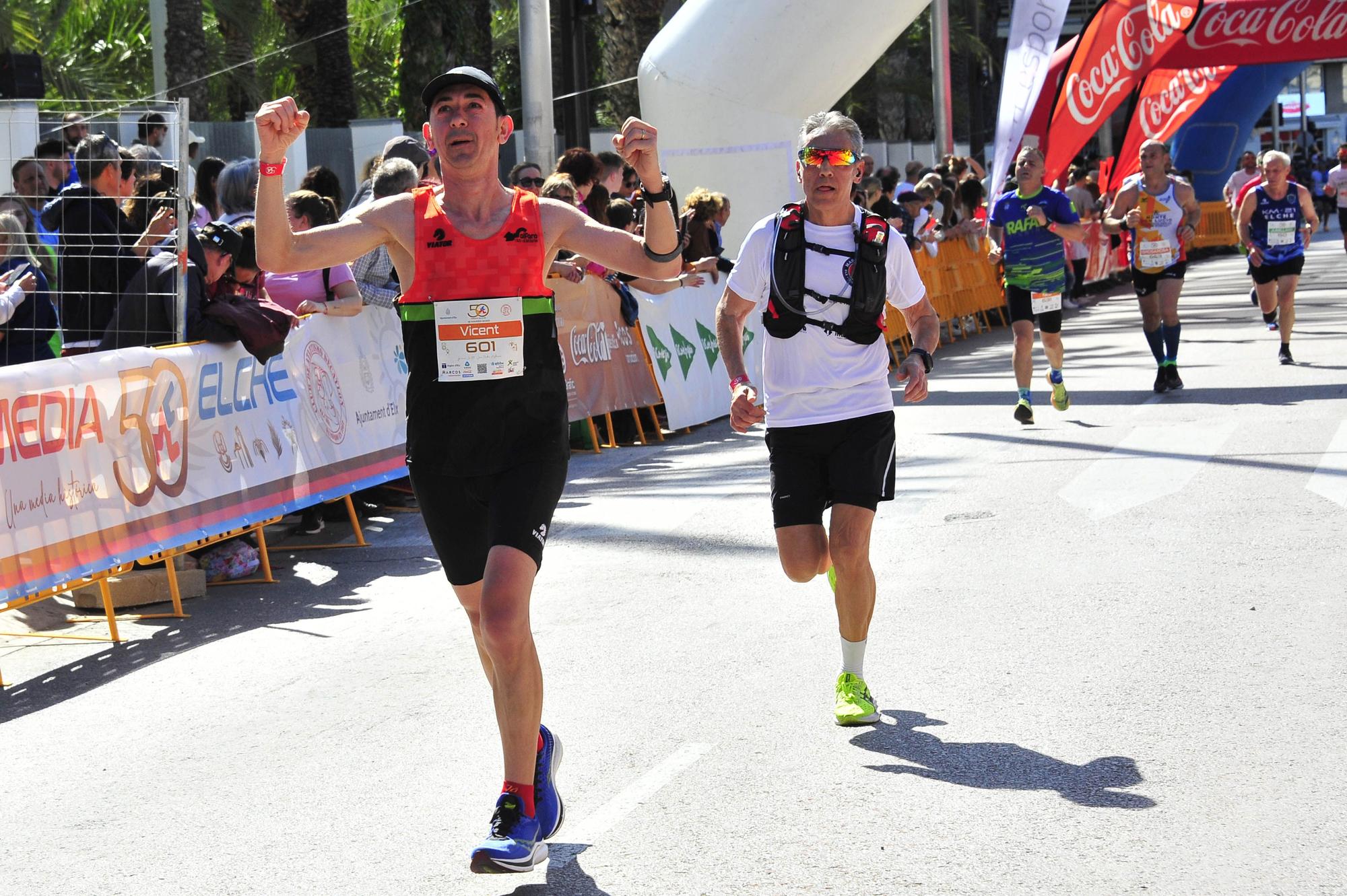 Un Medio Maratón de Elche marcado por el calor