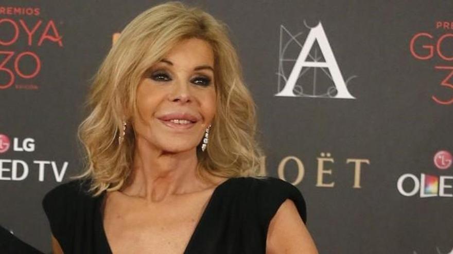 El desnudo de Bibiana Fernández pone en jaque a Instagram