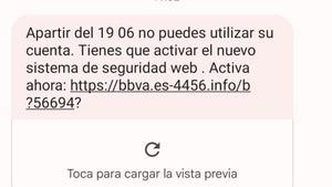 Este es el SMS fraudulento que están recibiendo los clientes de BBVA. 