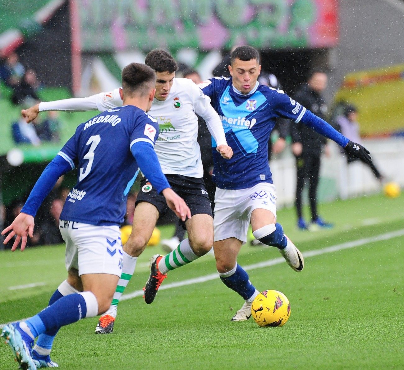 El Racing de Santander-CD Tenerife, en imágenes