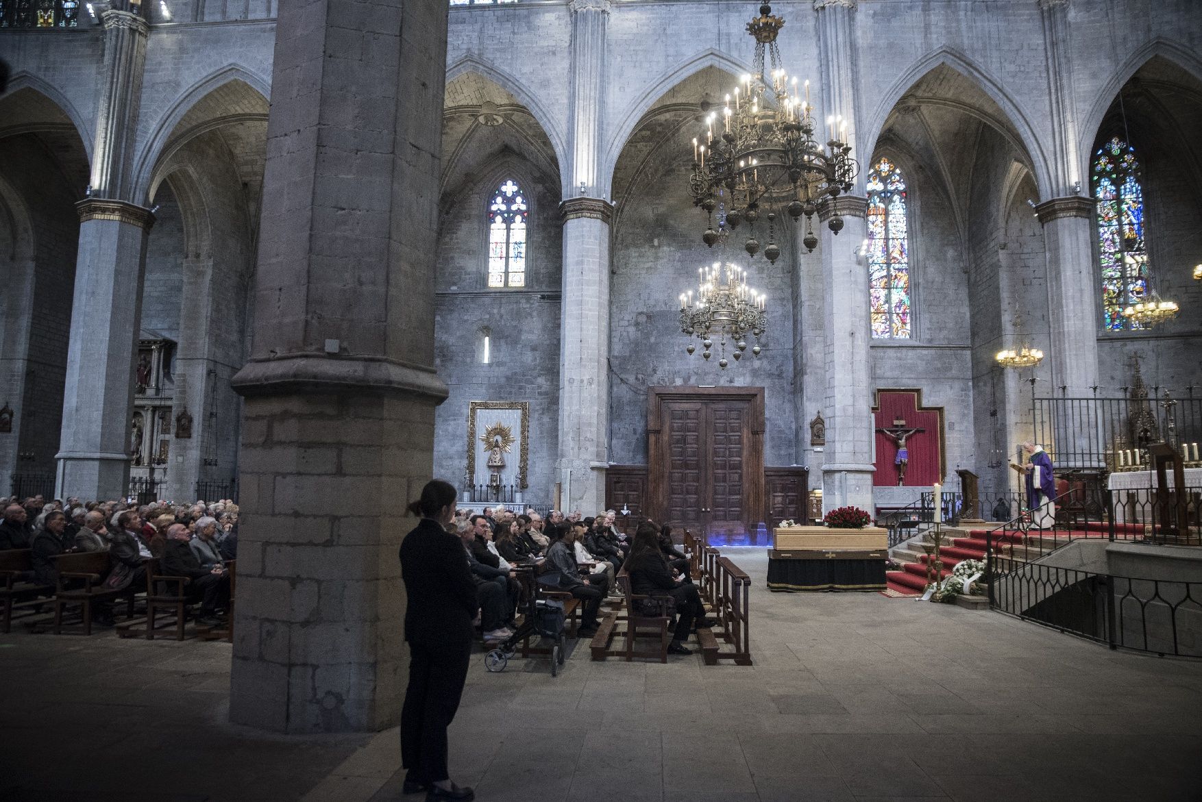 La Seu de Manresa s'omple per retre l'últim adeu a Ignasi Torras