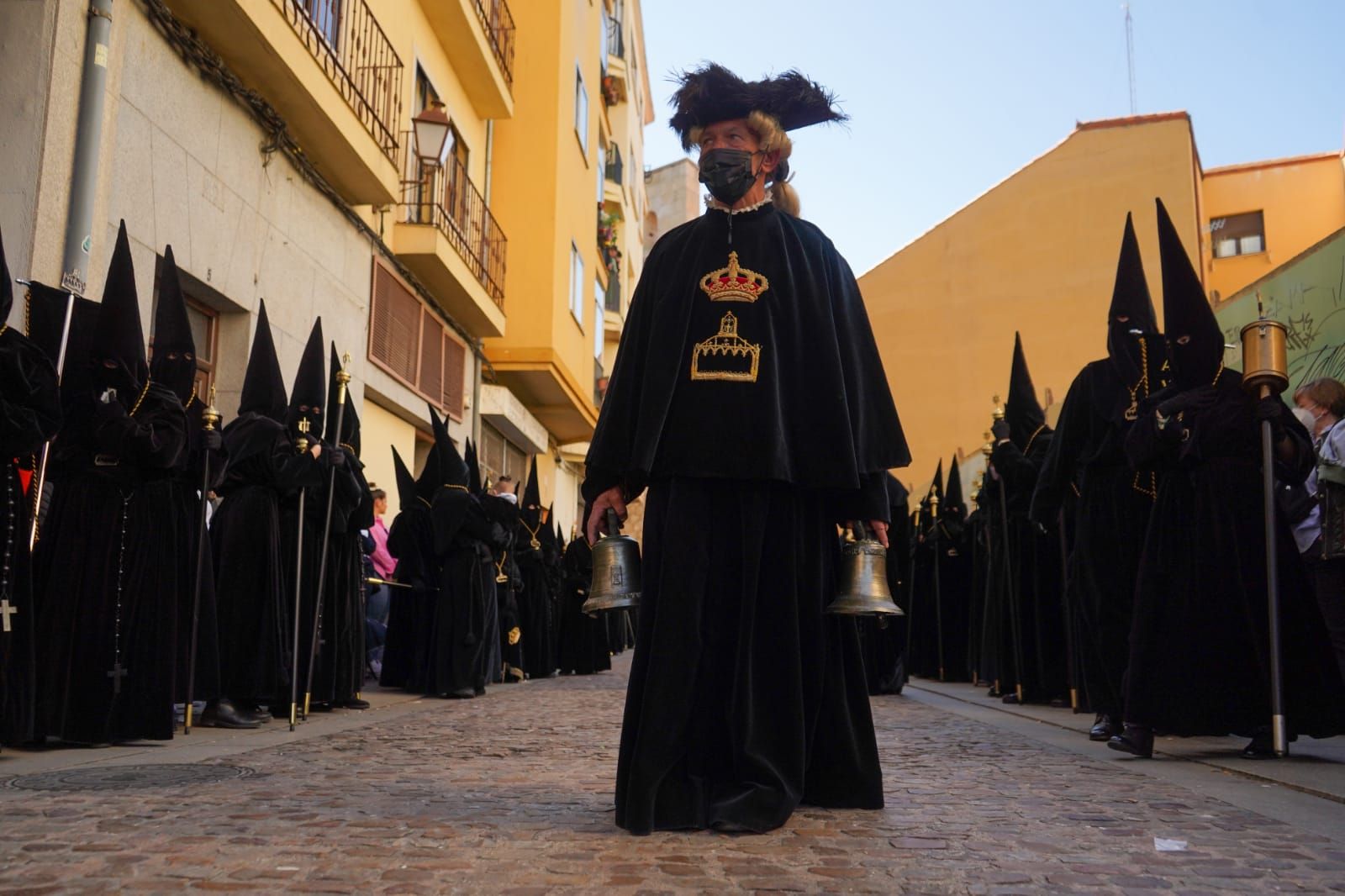 GALERÍA | La procesión del Santo Entierro, en imágenes