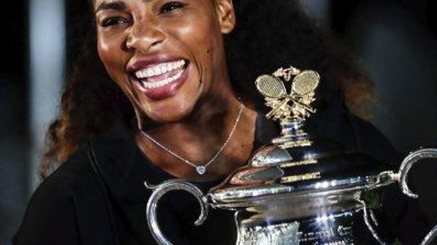 Serena Williams ha alçat el seu vint-i-tresè Grand Slam a Austràlia