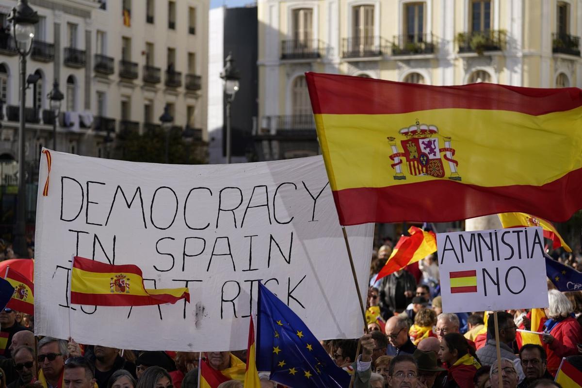 Manifestaciones en ciudades de toda España tras el acuerdo del PSOE y Junts