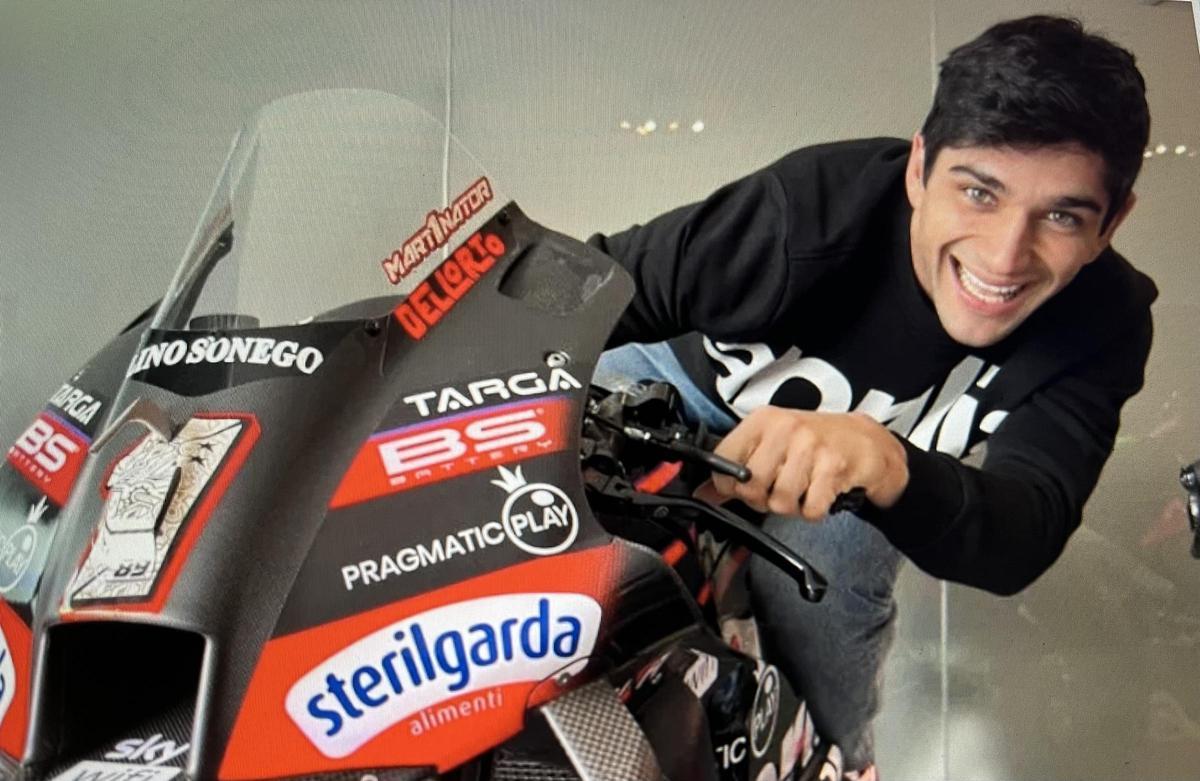 Jorge Martín, montado en la Aprilia nº 1.