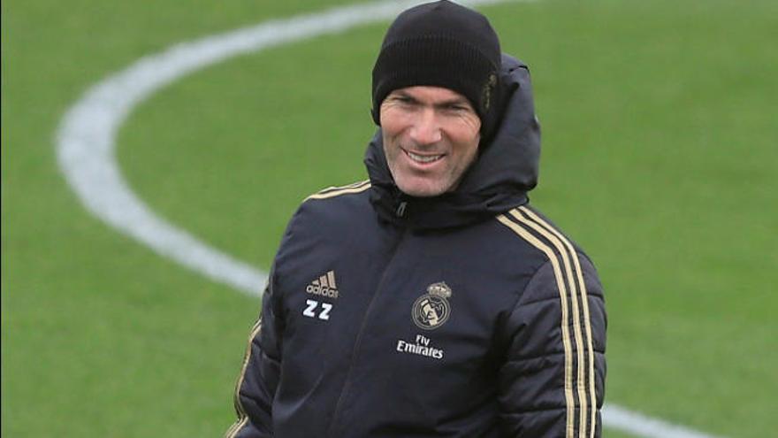 Zidane, en el entrenamiento de ayer.