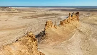 Kazajistán, un viaje entre geografía imposible