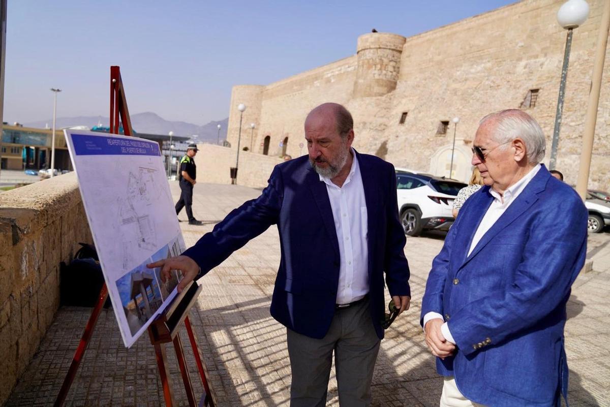 Imbroda visita unas obras en el Puerto de Melilla