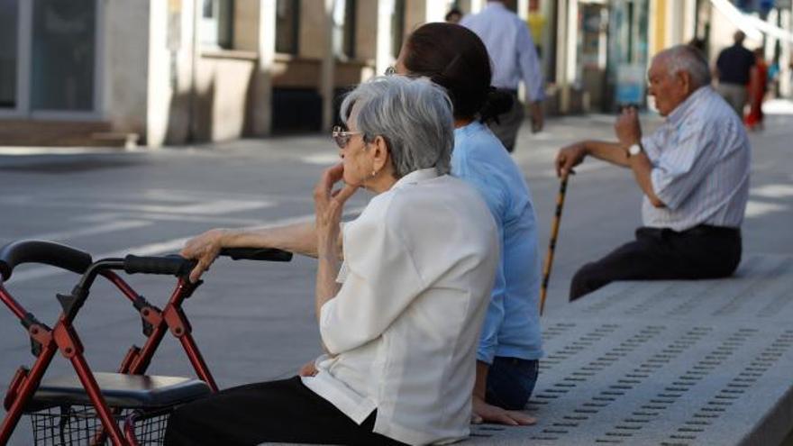 Los pensionistas asturianos, los terceros que más cobran en España