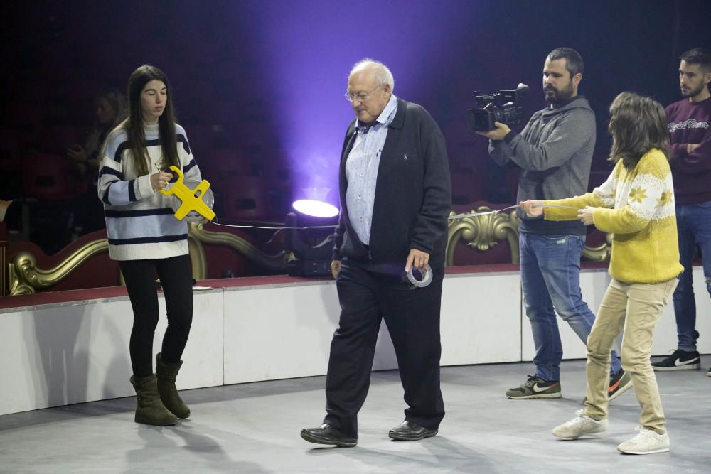 L'artista Wesley Williams aconsegueix un rècord Guinness com a prèvia del Festival del Circ