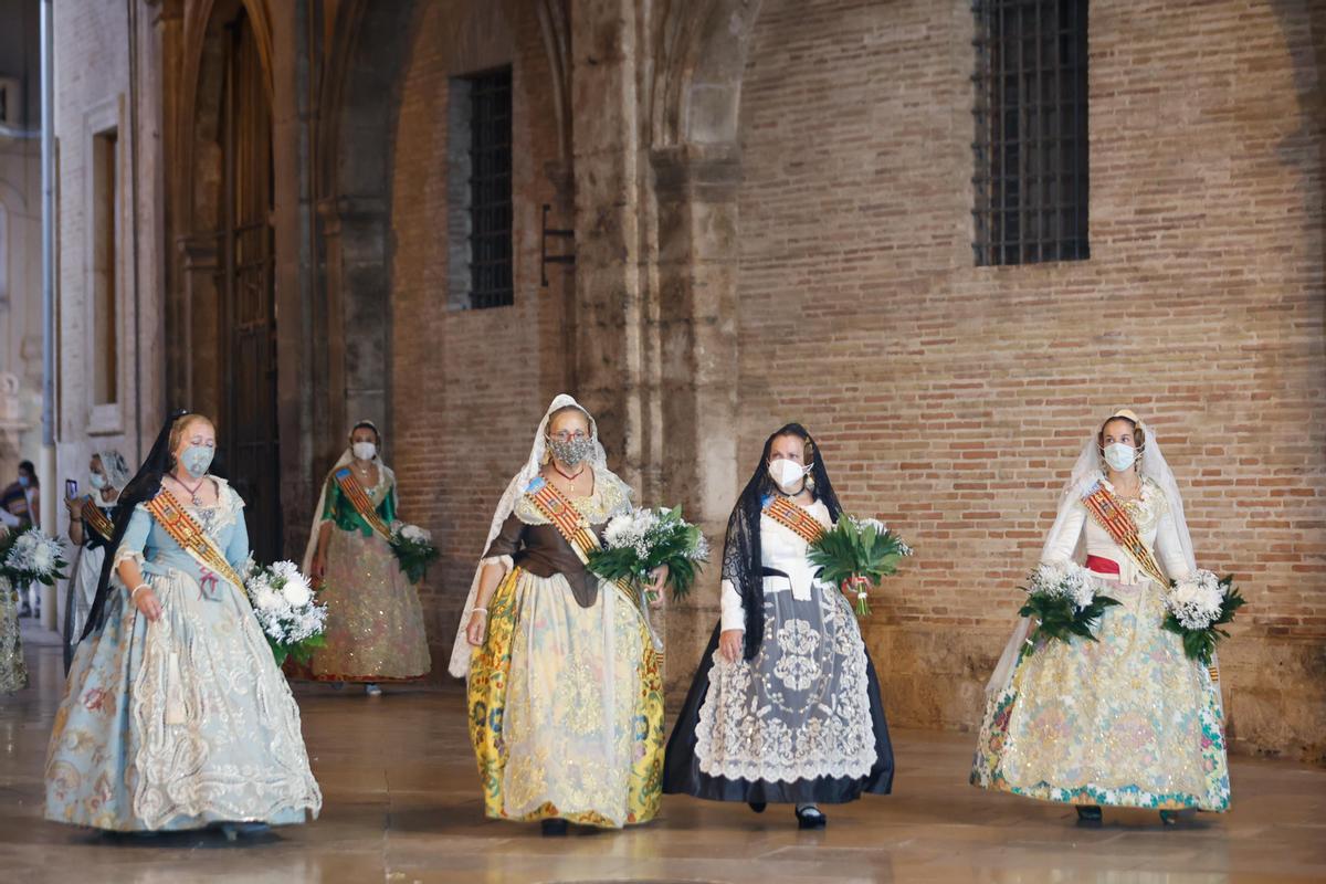 Búscate en el primer día de Ofrenda por las calles del Mar y Avellanas entre las 21:00 y 22:00 horas