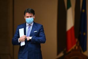 Conte, de titella a marionetista