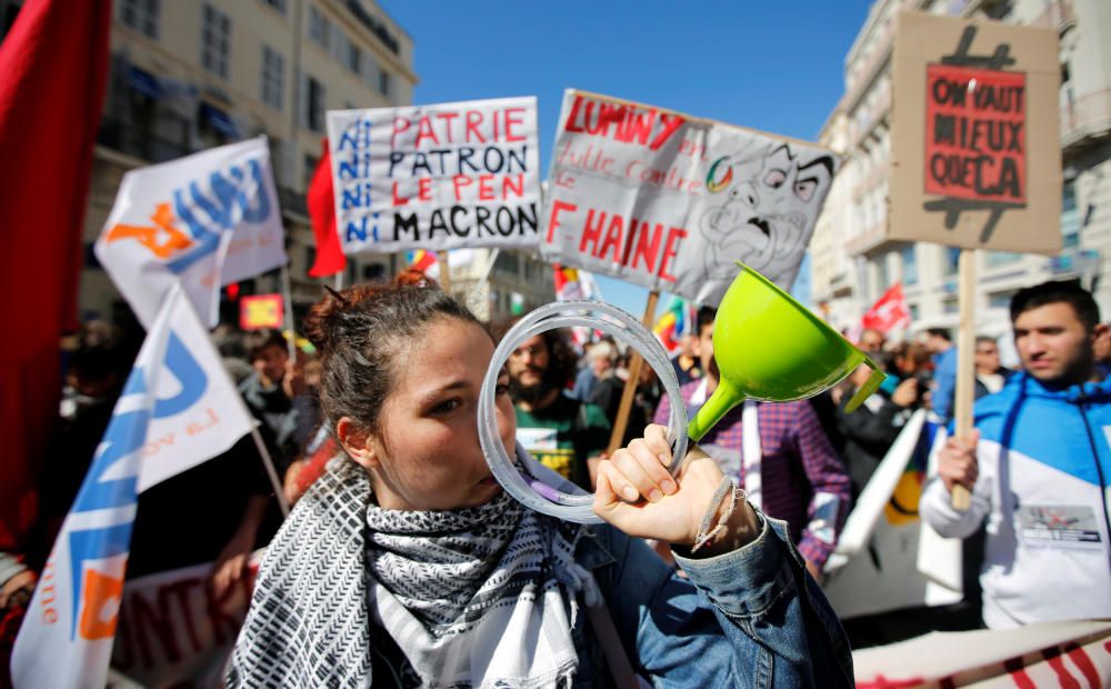 Demonstrators attend the traditional May Day ...