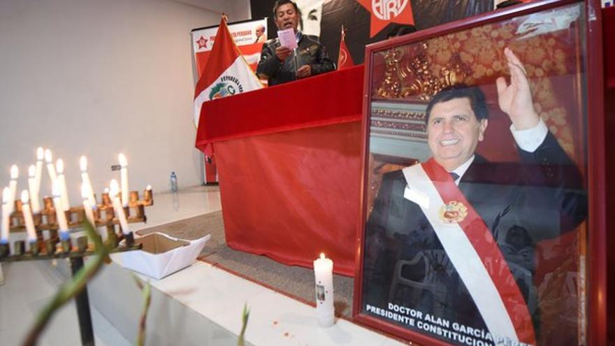 Declaran tres días de duelo nacional en Perú por la muerte de Alan García