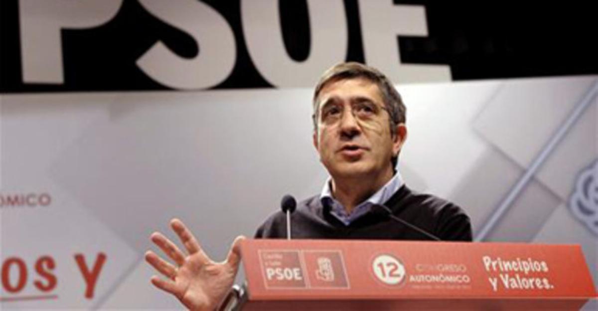 Patxi López, en la clausura del 12è congrés autonòmic del PSOE, ahir a Castella i Lleó. Patxi López, en la clausura del 12è congrés autonòmic del PSOE, ahir a Castella i Lleó.