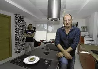 Hoy comemos con Javier Remedios, creativo cacereño: "La nueva política tiene que llegar porque lo que hay no es nuevo, es un desmembramiento de lo que había"