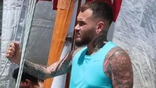 Tragedia en los botes: "Las manos de Aarón se quedaron engarrotadas y se quedó sin pulso"