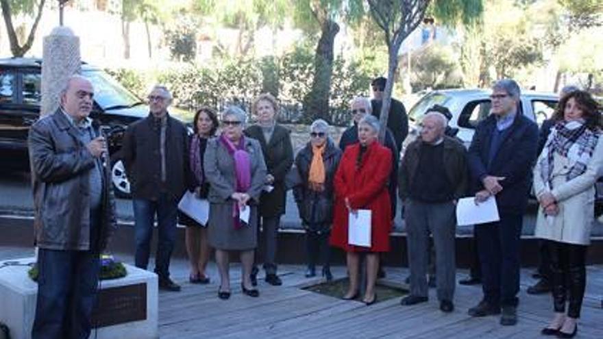 Godella rinde homenaje a las víctimas del franquismo el día de la Constitución