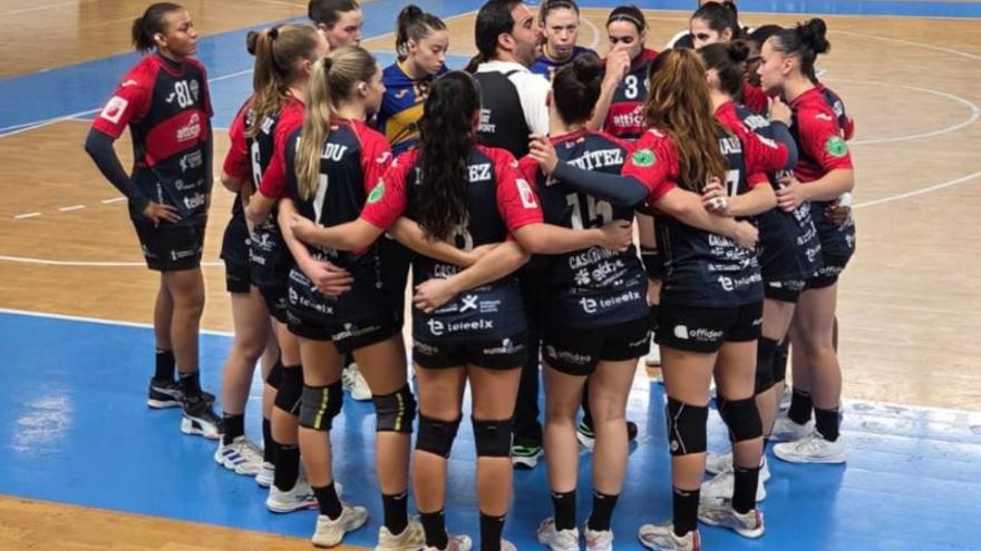 El Atticgo Elche regresa de Skopje con el pase de ronda europeo