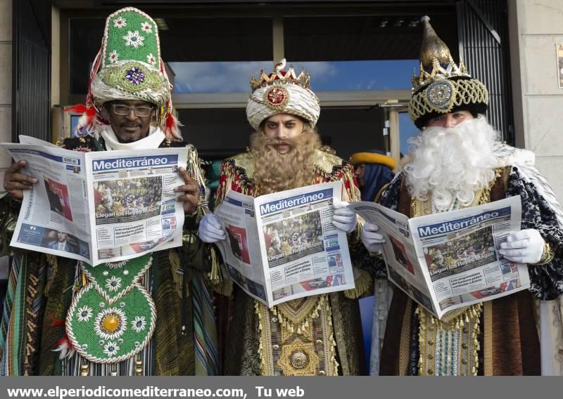 Los Reyes Magos reparten regalos en la provincia