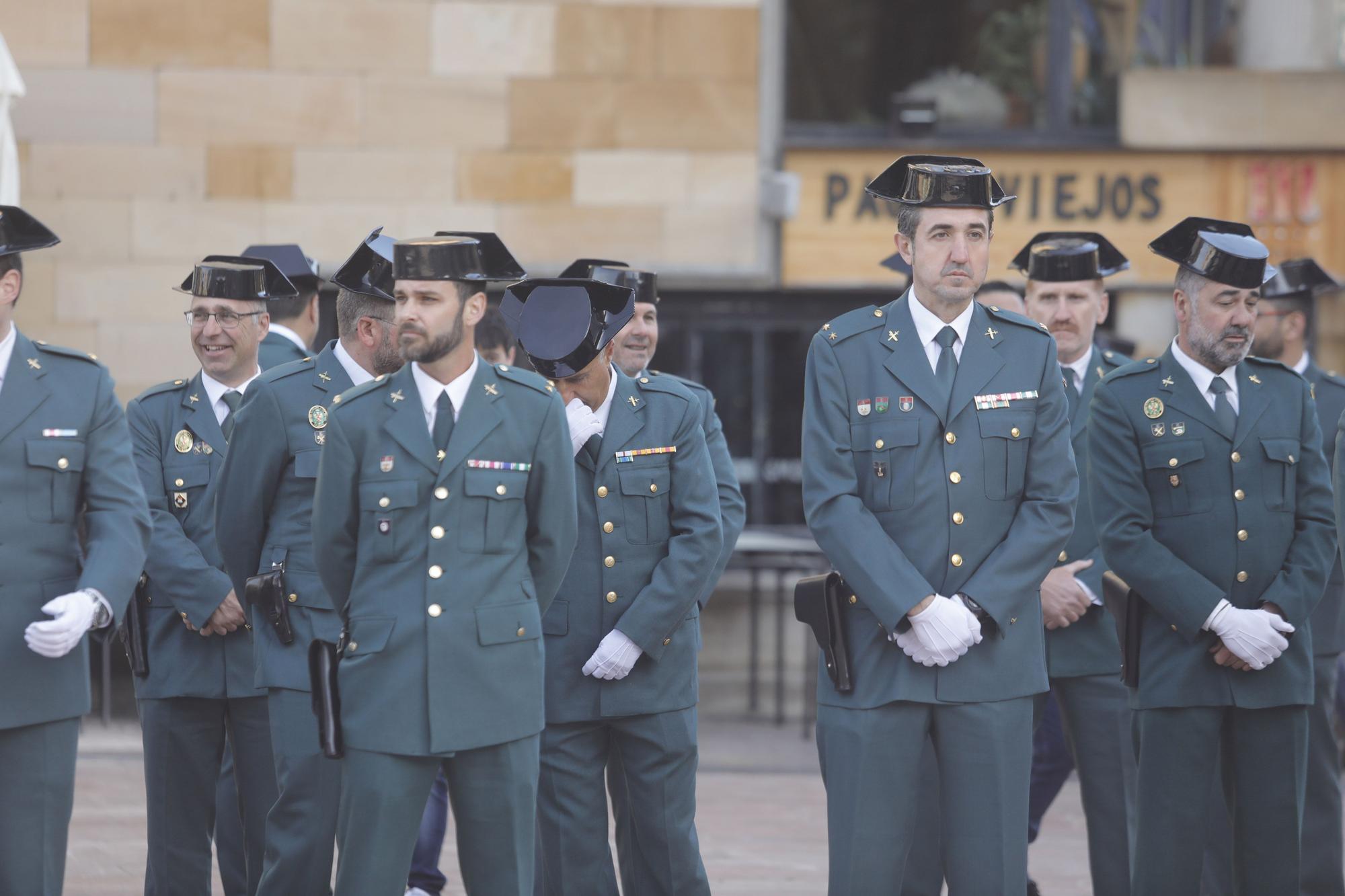 En imágenes: funeral en la catedral de Oviedo del guardia civil que evitó una masacre ciclista en Pravia