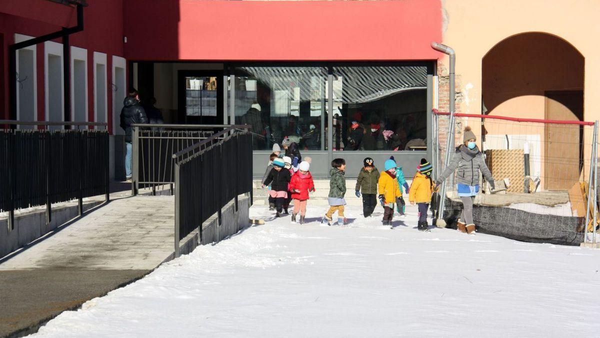 Els alumnes d’una escola de La Cerdanya, en una imatge d’arxiu