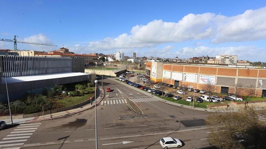 SOS Casco Antiguo plantea que se abran locales en la plaza de toros