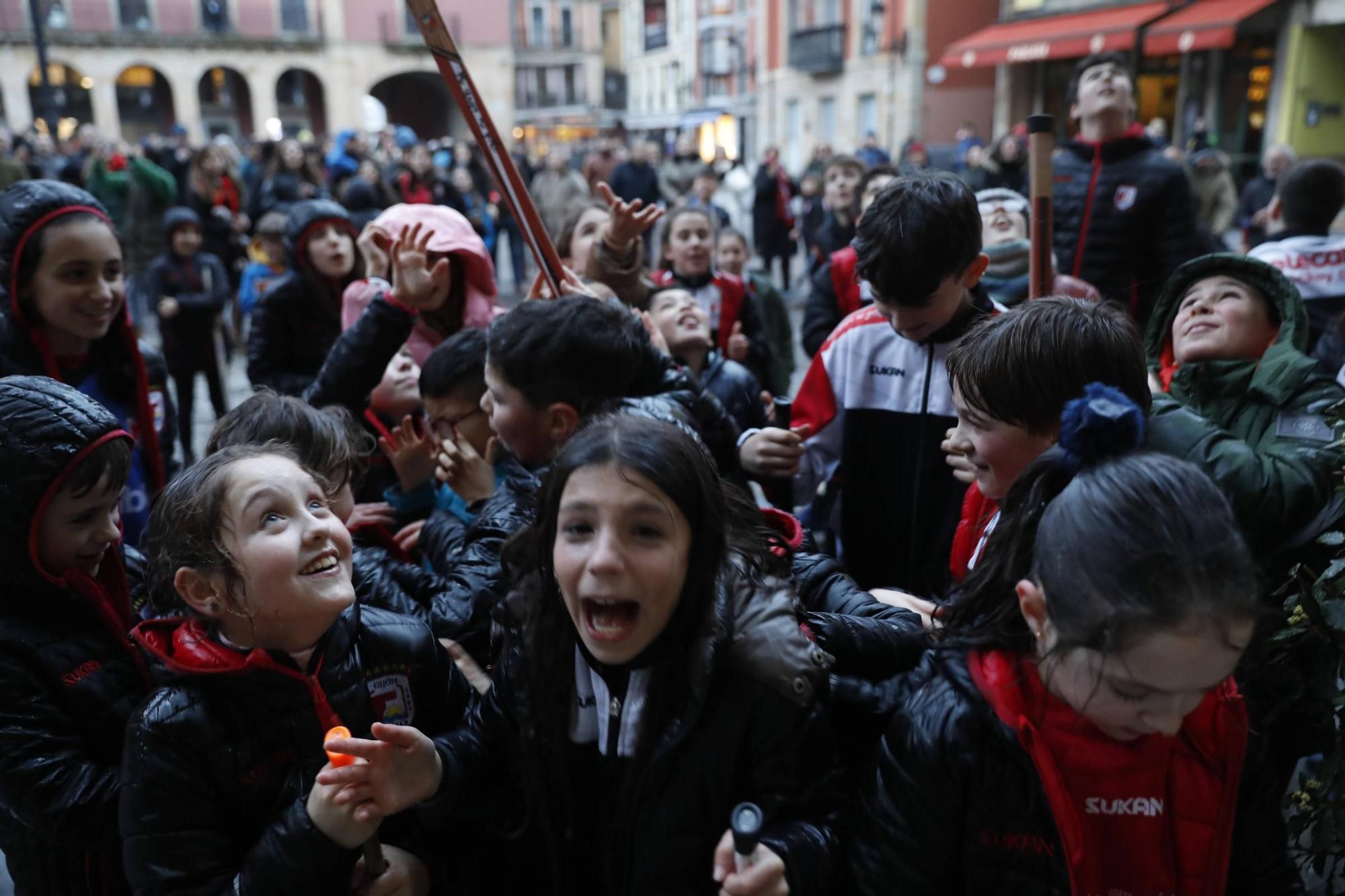 La recepción en el Ayuntamiento a las jugadoras del Telecable Gijón, en imágenes