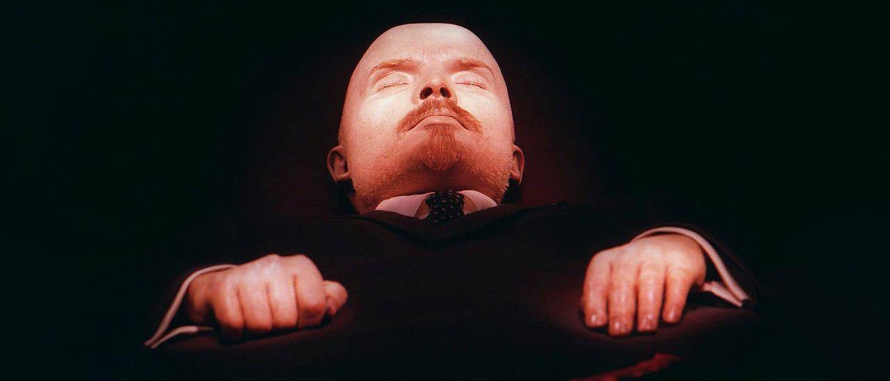 El cadáver de Lenin, momificado.