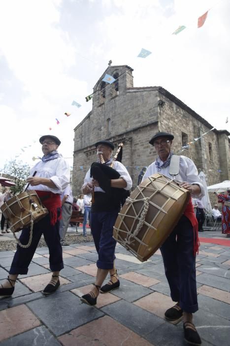 Misa y procesión en las Fiestas de Sabugo